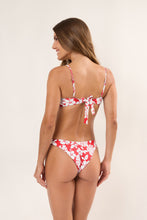 Carregar imagem no visualizador da galeria, Model Back: Wednesday In Hawaii By Rio De Sol Haut Top Pua-Hibiscus Coral