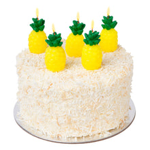 Carregar imagem no visualizador da galeria, Model Front: Sunnylife Bougies Pineapple Cake Candle