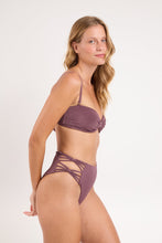 Carregar imagem no visualizador da galeria, Image 02: Rio De Sol Ensemble Set Malibu-Ebano Bandeau-Iris Highwaist-Spin-Iris
