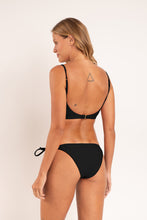Carregar imagem no visualizador da galeria, Model Back: Rio De Sol Bas Bottom Touch-Black Ibiza-Comfy