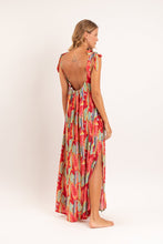 Carregar imagem no visualizador da galeria, Model Back: Rio De Sol Vêtement De Plage Sea-Bloom Long Dress Chiara
