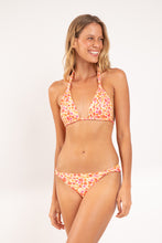 Carregar imagem no visualizador da galeria, Model Front: Rio De Sol Ensemble Set Ditsy-Butter Mel
