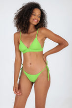 Carregar imagem no visualizador da galeria, Model Front: Rio De Sol Ensemble Set Lemon Tri-Cos Ibiza