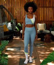 Carregar imagem no visualizador da galeria, Image 04: Alto Giro Fitness Bas Legging Hyper Recorte Diagonal Cinza Wind