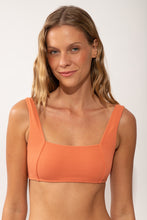 Carregar imagem no visualizador da galeria, Gallery: Rio De Sol Haut Top Sand-Argila Mary