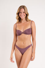 Carregar imagem no visualizador da galeria, Model Front: Rio De Sol Bas Bottom Malibu-Ebano Essential-Iris