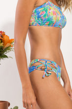 Carregar imagem no visualizador da galeria, Image 04: Rio De Sol Ensemble Set Treetop Bandeau-Reto Madrid