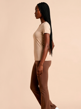 Carregar imagem no visualizador da galeria, Image 03: Uv Line T-Shirt Longsleeve Fem New Fit Sand Upf50+