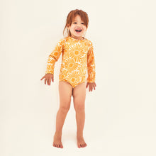 Carregar imagem no visualizador da galeria, Model Front: Uv Line Maillot De Bain Bébé Baby Solar Amarelo Upf50+