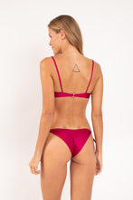 Carregar imagem no visualizador da galeria, Model Back: Rio De Sol Bas Bottom Shimmer-Desejo Cheeky-Tie-Gold