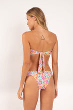 Carregar imagem no visualizador da galeria, Model Back: Rio De Sol Haut Top Ditsy-Sky Mavi