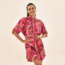 Carregar imagem no visualizador da galeria, Model Front: Uv Line Chemise Shirtdress Copacabana Upf50+