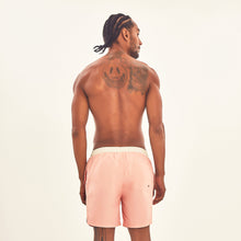 Carregar imagem no visualizador da galeria, Model Back: Uv Line Bermuda / Short Pour Homme Shorts Boxer Rose Upf50+