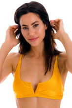 Carregar imagem no visualizador da galeria, Gallery: Rio De Sol Haut Top Eden-Pequi Bra-V