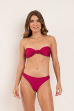 Carregar imagem no visualizador da galeria, Model Front: Rio De Sol Ensemble Set Shimmer-Desejo Bandeau-Joy Essential