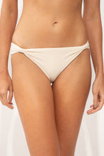 Carregar imagem no visualizador da galeria, Gallery: Rio De Sol Bas Bottom Malibu-Natural Mel