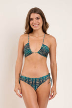 Carregar imagem no visualizador da galeria, Model Front: Rio De Sol Haut Top Brisa Camille