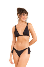Carregar imagem no visualizador da galeria, Model Front: Rio De Sol Ensemble Set Dots-Black Mel Italy