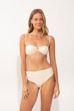 Carregar imagem no visualizador da galeria, Model Front: Rio De Sol Ensemble Set Malibu-Natural Zaya Amy