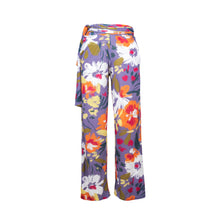 Carregar imagem no visualizador da galeria, Product Front: Rio De Sol Pantalon De Plage Garden-Flower Pants Knot