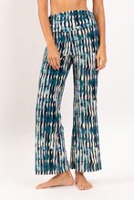 Carregar imagem no visualizador da galeria, Gallery: Rio De Sol Pantalon De Plage Azule Murana Pants
