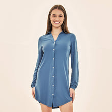 Carregar imagem no visualizador da galeria, Model Front: Uv Line Chemise Shirtdress Copenhagen Fem Steel Upf50+