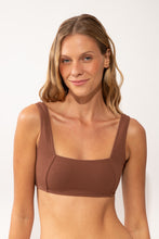 Carregar imagem no visualizador da galeria, Gallery: Rio De Sol Haut Top Sand-Cappuccino Mary