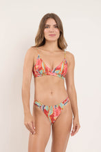 Carregar imagem no visualizador da galeria, Model Front: Rio De Sol Ensemble Set Sea-Bloom Paola Baobi