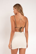 Carregar imagem no visualizador da galeria, Model Back: Rio De Sol Jupe De Page Brisa-Offwhite Rubi Skirt