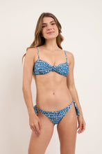 Carregar imagem no visualizador da galeria, Model Front: Rio De Sol Ensemble Set Chuva Bandeau-Joy Italy