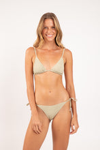 Carregar imagem no visualizador da galeria, Model Front: Rio De Sol Bas Bottom Brisa-Pistache Ibiza-Comfy