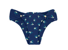 Carregar imagem no visualizador da galeria, Product Front: Rio De Sol Bas Bottom Seabird Cortinao