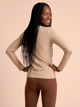 Carregar imagem no visualizador da galeria, Image 05: Uv Line T-Shirt Longsleeve Fem New Fit Sand Upf50+