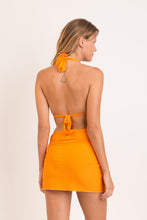 Carregar imagem no visualizador da galeria, Model Back: Rio De Sol Jupe De Page Dots-Mango Skirt-Knot