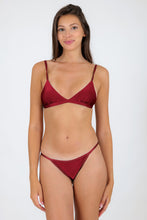 Carregar imagem no visualizador da galeria, Model Front: Rio De Sol Haut Top Shimmer-Divino Tri-Fixo