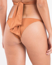 Carregar imagem no visualizador da galeria, Image 05: Rio De Sol Bas Bottom Nocciola Cheeky-Fixa