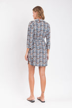 Carregar imagem no visualizador da galeria, Model Back: Rio De Sol Chemise Ikat Chemise
