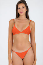 Carregar imagem no visualizador da galeria, Gallery: Rio De Sol Ensemble Set Paprica Tri-Fixo California