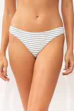 Carregar imagem no visualizador da galeria, Gallery: Rio De Sol Bas Bottom Linea-White Essential-Comfy