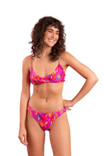 Carregar imagem no visualizador da galeria, Model Front: Rio De Sol Bas Bottom Flavors Ciao