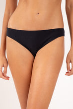 Carregar imagem no visualizador da galeria, Gallery: Rio De Sol Bas Bottom Malibu-Black Essential-Comfy