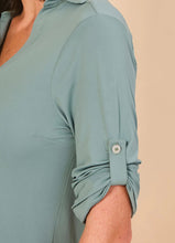 Carregar imagem no visualizador da galeria, Image 04: Uv Line Chemise Shirtdress Copenhagen Water Green Upf50+