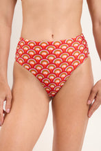 Carregar imagem no visualizador da galeria, Gallery: Rio De Sol Bas Bottom Floral-Scales Hotpants