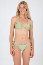 Carregar imagem no visualizador da galeria, Model Front: Rio De Sol Bas Bottom Oliva Frufru