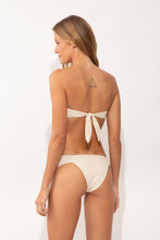 Carregar imagem no visualizador da galeria, Model Back: Rio De Sol Ensemble Set Malibu-Natural Mavi Baobi