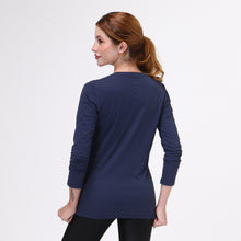 Carregar imagem no visualizador da galeria, Model Back: Uv Line Fitness Haut Sport Fit Fem Ml Marinho Upf50+