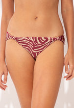 Carregar imagem no visualizador da galeria, Gallery: Rio De Sol Bas Bottom Dune Mel