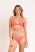 Carregar imagem no visualizador da galeria, Model Front: Rio De Sol Haut Top Malibu-Nina Tri-Duo