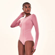 Carregar imagem no visualizador da galeria, Image 02: Uv Line Une Pièce Swimsuit Macae Malva Upf50+