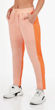 Carregar imagem no visualizador da galeria, Model Front: Alto Giro Fitness Bas Calca Jogging Up Co2 Recortes Laranja